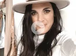 Christine Keeling's Instagram, Twitter & Facebook