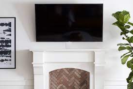 To liberate your cluttered living room, mounting a tv over a gas fireplace might be what the doctor ordered. Mounting A Tv Over A Fireplace How Does It Work Echogear