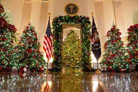 They create the very exquisite feeling of minimalist chic. Melania Trump Reveals White House Christmas Decorations The New York Times