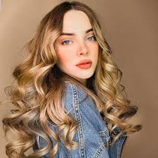 26 7b Begenme 510 Yorum Instagram Da Asli Guler Asliguler Saclarimi Evde Can Sikintisindan Kendim Kestim Sizce Hair Styles Long Hair Styles Beauty