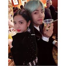I think that taehyung and jisoo have some explanations to do before dispatch . Vsoo Jisoo Y Taehyung Cooknays Com