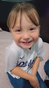 Go Dodgers 🥰⚾️💙🙌👌 my Scarlett 👧🥰