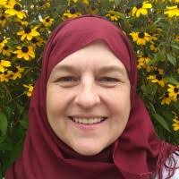 100+ perfiles de «Yosra»