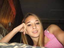 Alisha Edge's Instagram, Twitter & Facebook