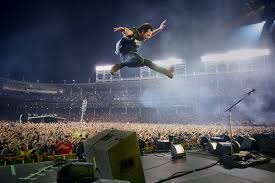 Pearl Jam Returns To Wrigley Field This Summer Chicago Sun