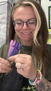 Get to know all our products and how to get the best out of them with  @nailsathomewithalicex & 4 new hema free shades from competition tin number  32! 🫟🎨👩‍🎨, #dali #daliartistic #gels #ukmadegels