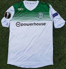 ✅ in de officiële fc groningen webshop vind je het meest uitgebreide assortiment met officiële fc groningen fanartikelen. Fc Groningen 2015 2016 Continental Shirt Club 25 Football