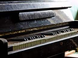 Torex moving is the best toronto piano moving company for any challenge. Piano Disposal Universal Piano Services 416 230 5560