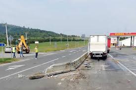 Check spelling or type a new query. DouÄƒ Persoane Au Fost RÄƒnite La SÄƒliÈ™te In Urma Unui Accident Rutier Produs La IntersecÈ›ia Dintre Breteaua Ce Acces Pe Autostrada A1 È™i Dn 1