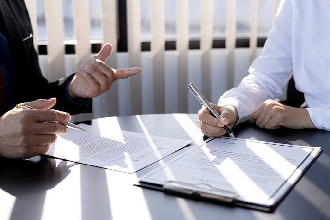 How Do Insurance Companies Negotiate Settlements? | Gomez Trial Attorneys