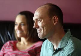 Community celebrates holidays for cancer-stricken boy