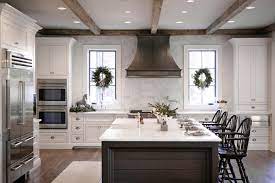 Learn more here you are seeing a 360° image instead. Bell Kitchen And Bath Studios Traditional Kitchen Atlanta By Barbara Brown Photography Houzz