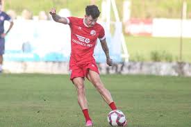Ocupa agora a oitava colocação, com dez pontos, e busca a. Na Cobranca Por Um Gol De Falta Jean Carlos Do Nautico Projeta Jogo Contra O Goias Esportes Dp