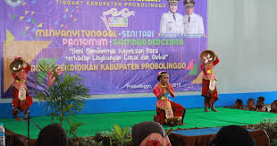 Bercerita adalah salah satu kebiasaan masyarakat sejak dahulu sampai. Ratusan Siswa Sd Ramaikan Seleksi Fls2n Portal Kabupaten Probolinggo