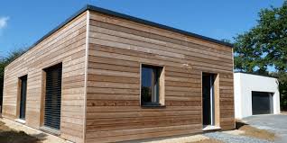 Le bardage en pierre est très apprécié pour son côté esthétique et donne un aspect naturel à votre maison. Maison A Ossature Bois Le Type De Bardage Adequat