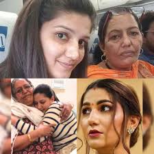 Haryanvi superstar Sapna Choudhary is facing her darkest hour as her  mother, Neelam Choudhary, passed away in a Delhi hospital. Reports reveal  that she had been battling a severe liver condition and