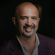 Alejandro Noa's Instagram, Twitter & Facebook