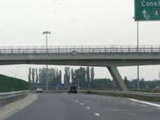 Fashion house este locul unde poți găsi produse de la branduri de renume la prețuri mult mai accesibile. Autostrada Cernavoda Medgidia