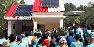 Pada pengujian untuk melelehkan material berupa lilin dengan berat 66 gram, kompor listrik tenaga surya membutuhkan waktu 6 menit dengan temperature 100 0c 4. Menteri Jonan Perkenalkan Rumah Listrik Tenaga Surya Di Monas Merdeka Com