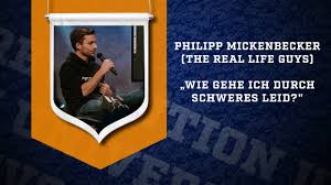 Im oktober hatte der deutsche youtuber philipp mickenbecker gegenüber seinen 1,32 millionen abonnenten bekannt gegeben, dass er wieder an krebs erkrankt ist. Philipp Mickenbecker The Real Life Guys Wie Gehe Ich Durch Schweres Leid Youtube