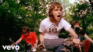 Bjork Oh So Quiet Gif Pin On Body Movin