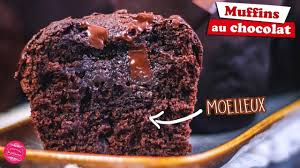 Muffins Au Chocolat Hyper Moelleux Youtube Recette Muffin Chocolat Muffin Chocolat Muffin Tout Chocolat