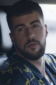 Damien Stone in Fugueuse