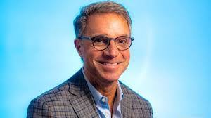 Stuart Krantz's Instagram, Twitter & Facebook