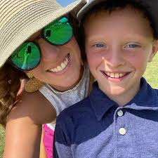 Kelly Handy and Chad Cloutier's Wedding Website