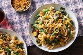 Cheesy Egg Noodles With Mushrooms Crispy Onions Recipe Veg Recipes Vegetarian Recipes Crispy Onions