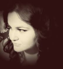 Aracely Pulido's Instagram, Twitter & Facebook