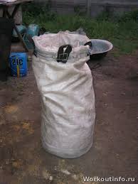 как сделать боксерскую грушу своими руками в домашних условиях Delaem Boksyorskuyu Grushu Iz Meshka Street Workout Trenirovki S Sobstvennym Vesom