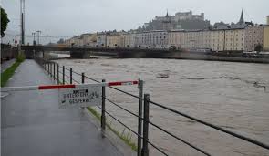 Eigentlich sollte kanzlerkandidat armin laschet (cdu) am donnerstag die csu in bayern besuchen. Stadt Salzburg Hochwasser 2002 2013 2019