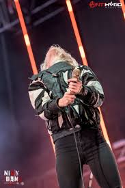 Rock for people is a czech rock festival that celebrates everything from heavy metal to punk. Concert Photos Paramore At Rock For People 2017 Antihero Magazine