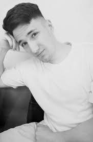 Hi, my name is James. I am looking for a pen pal to message and talk with  (ladies only). I love to laugh and enjoy fun conversation. Currently I am  at Valley