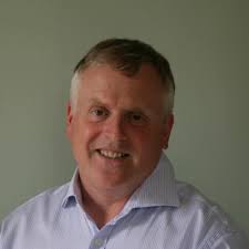 Who wants to join us here at Jonathon Bray Limited? We are looking for  someone excited to begin or develop their career in legal risk and  compliance. No day's the same and