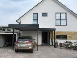 Carport Mit Seitlichem Anbau Als Uberdachung Fur Den Eingang Carport Eingang Uberdachung Siebau Eingang Uberdachung Carport Fachwerkhauser