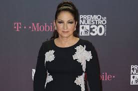Gloria Estefan On Her First Billboard Hot 100 No 1 See The
