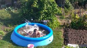 Dnes vás s ním seznámime. Create Meme Rajce Koupani Bazenu En Summer Children S Pool In The Country Pictures Meme Arsenal Com