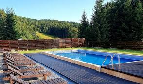 Tabere si banchet la munte. Romania Cazare La Munte Cu Piscina Tarife De La Numai 50 Lei De Persoana Noapte All4travel