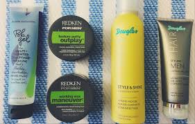 Wir zeigen euch die besten frisuren, haarfarben und tricks mit denen auch ihr schnell eine glänzende, verwegene und sinnliche mähne zaubern könnt. Haarstyling Fur Manner Die Besten Stylingprodukte Und Tipps Fur Die Perfekte Frisur