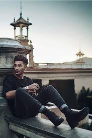Mens Fashion Menswear Inspired Men Menswear Summer Menswear Street Style Menswear Mens Photoshoot Poses Portrait Photography Men Photography Poses For Men