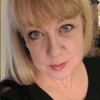 Ali Roller's Instagram, Twitter & Facebook