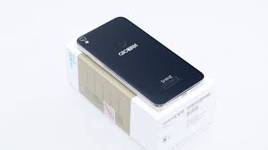 Das Alcatel Shine Lite im Test, Optik ...