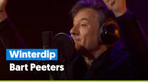 Je merkt het aan de mussen, dat de lente lonkt je merkt het aan de zon die ondertussen, op de voordeur bonkt de winterdip is over, alles ruikt naar frisse moed vandaag gaat het al heel wat beter. Bart Peeters Winterdip Live Bij Joe Youtube