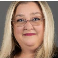 Michelle Krouse's Instagram, Twitter & Facebook