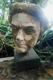 Discovery of WW2 and Vietnam Military Items in Estate Home Attic