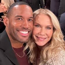 Fran Gee's Instagram, Twitter & Facebook