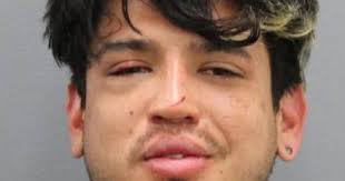 Auburn man arrested after 'man with a knife' complaint at downtown bar