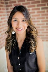 Betsy Guzman's Instagram, Twitter & Facebook